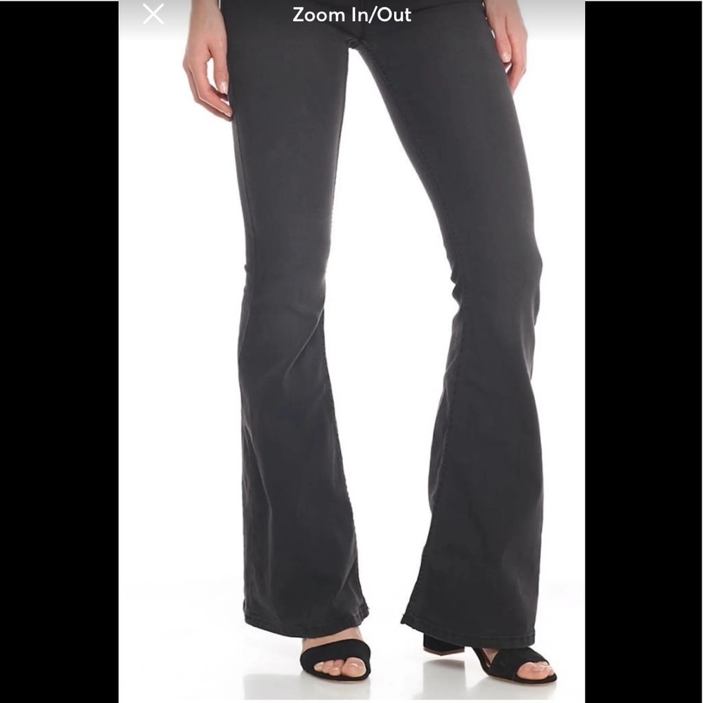 NWOT Free People black flare pull on jeans 24